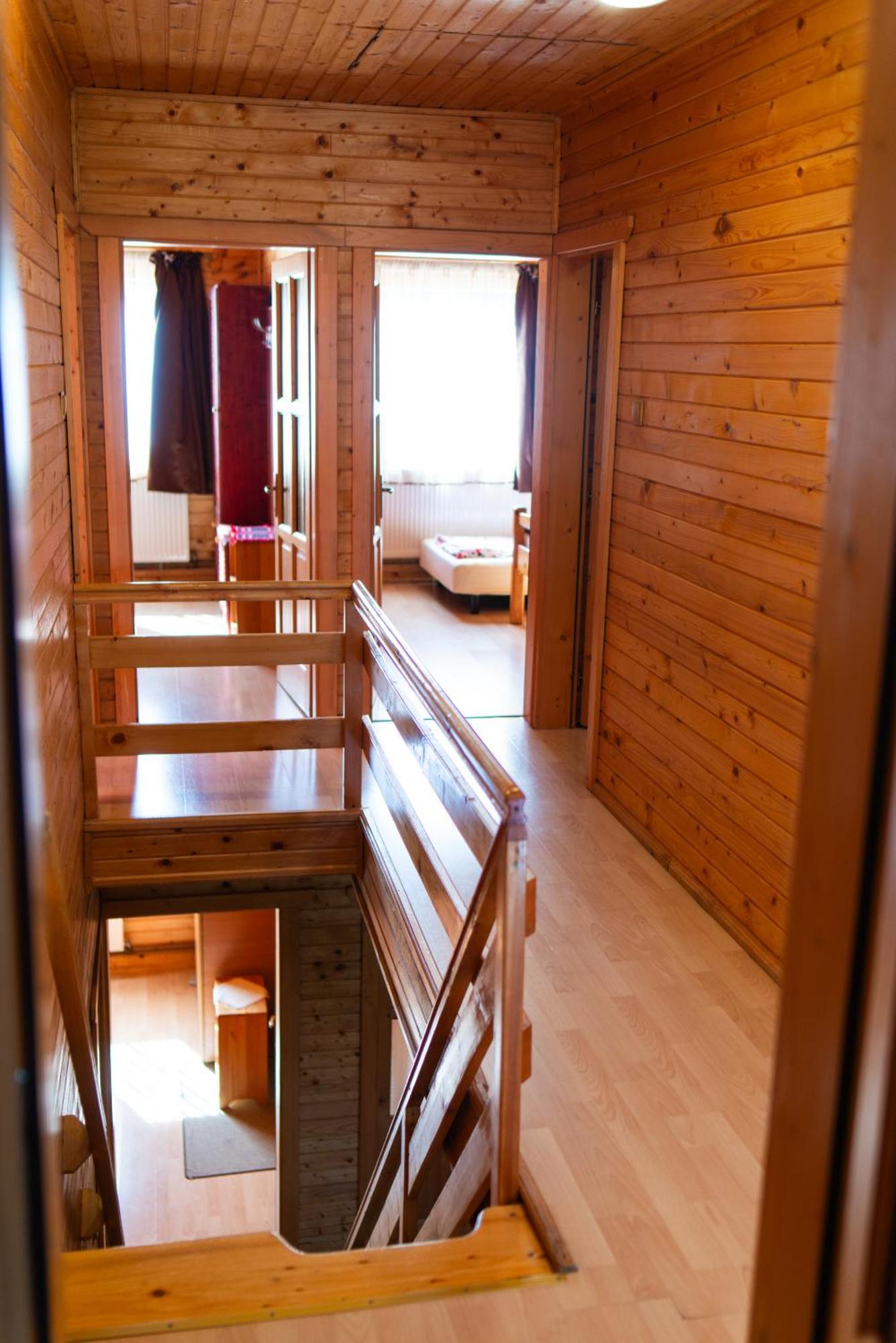 Vivien Vendeghaz Villa Borzont Ngoại thất bức ảnh