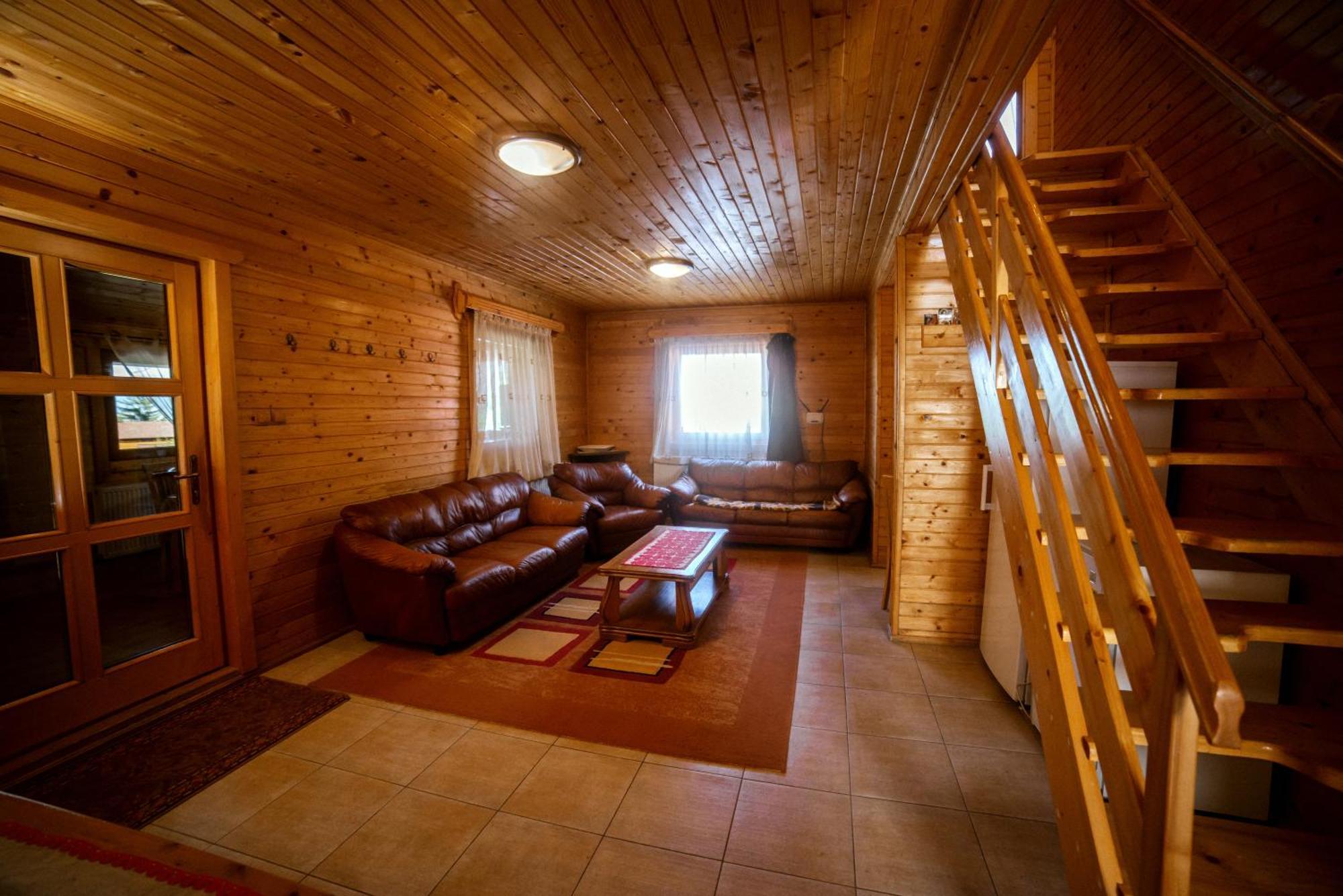 Vivien Vendeghaz Villa Borzont Ngoại thất bức ảnh